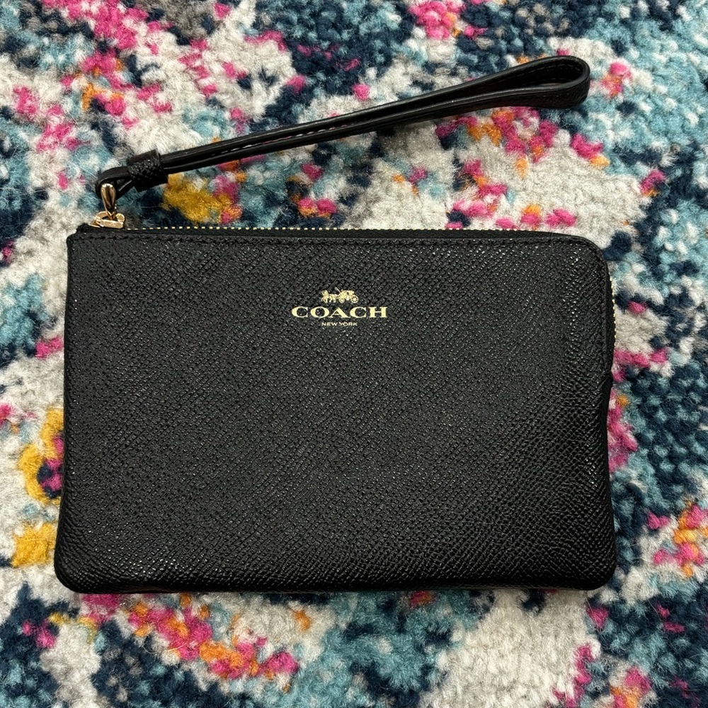 COACH Pebbled Leather Corner Zip Wristlet